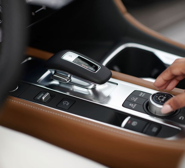 2023 INFINITI QX60 Key Features - Wireless Apple CarPlay® integration | Smith INFINITI of Huntsville in Huntsville AL