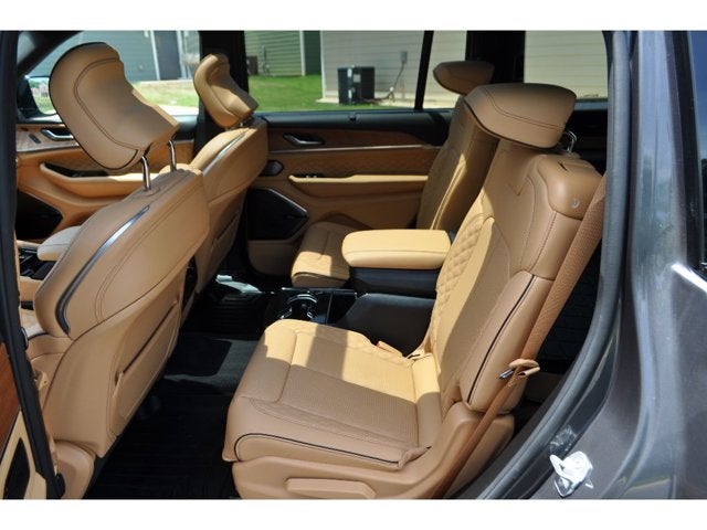 2025 Jeep Grand Cherokee L Summit Reserve