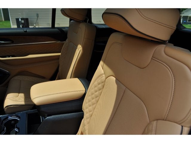 2025 Jeep Grand Cherokee L Summit Reserve