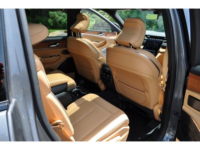 2025 Jeep Grand Cherokee L Summit Reserve