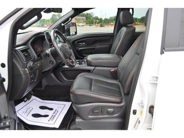 2024 Nissan Titan PRO-4X