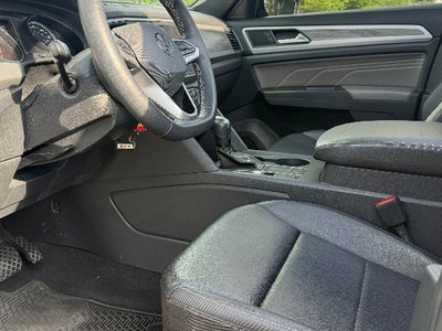 2021 Volkswagen Atlas Cross Sport 2.0T SE w/Technology