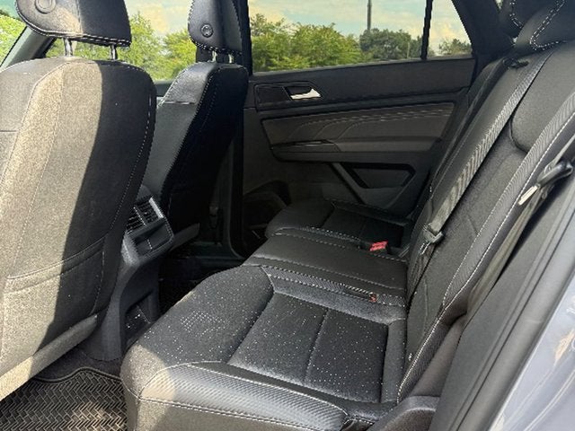 2021 Volkswagen Atlas Cross Sport 2.0T SE w/Technology