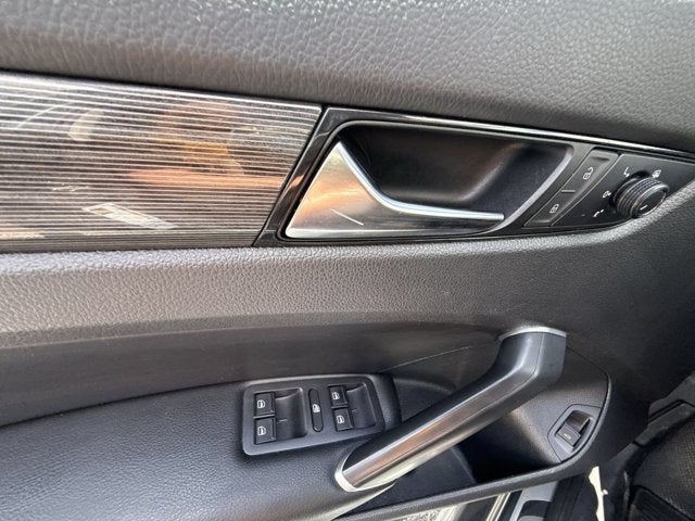 2020 Volkswagen Passat 2.0T R-Line