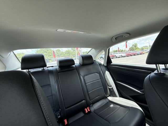 2020 Volkswagen Passat 2.0T R-Line