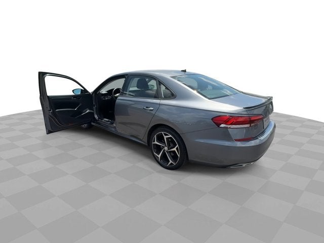 2020 Volkswagen Passat 2.0T R-Line