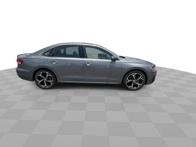 2020 Volkswagen Passat 2.0T R-Line