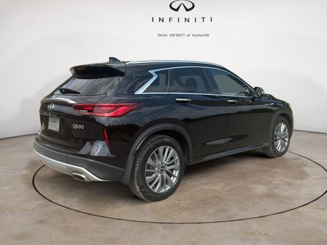 2023 INFINITI QX50 LUXE