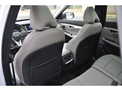 2023 INFINITI QX50 LUXE FWD