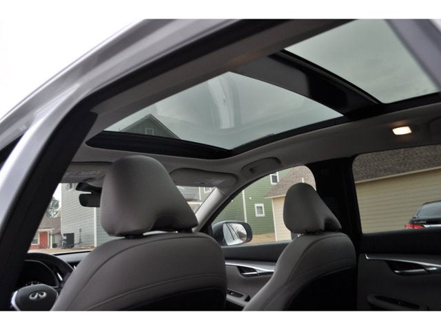 2023 INFINITI QX50 LUXE FWD