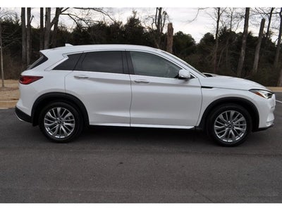 2023 INFINITI QX50 LUXE FWD