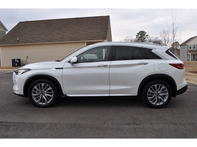 2023 INFINITI QX50 LUXE FWD