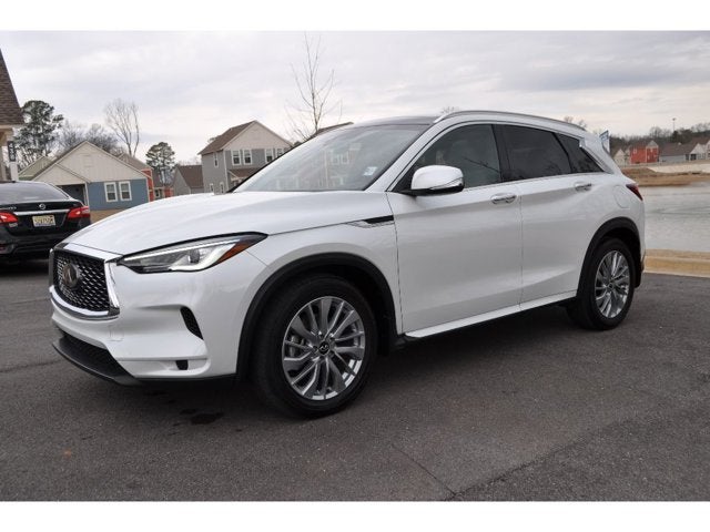 2023 INFINITI QX50 LUXE FWD