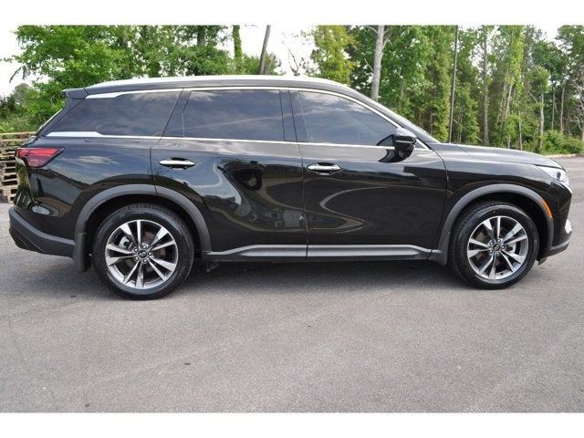 2023 INFINITI QX60 LUXE FWD