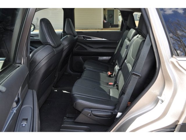 2023 INFINITI QX60 LUXE FWD