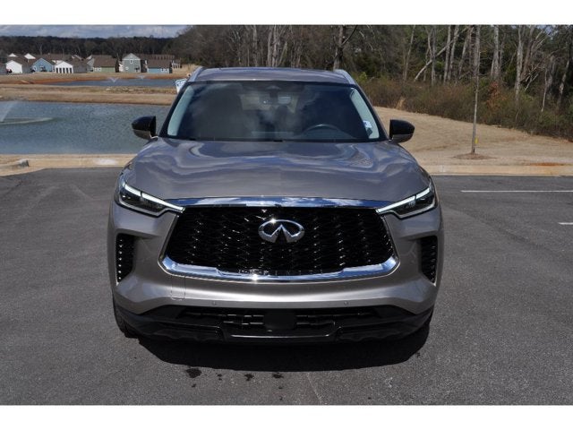 2023 INFINITI QX60 LUXE FWD