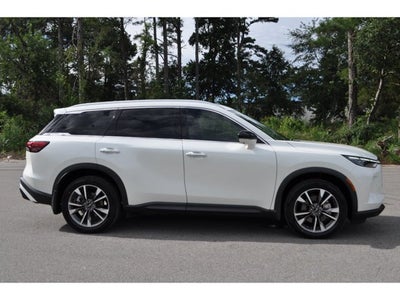 2023 INFINITI QX60 LUXE FWD