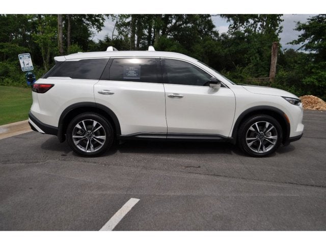 2023 INFINITI QX60 LUXE AWD
