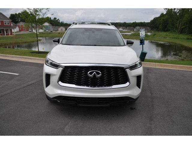 2023 INFINITI QX60 LUXE AWD