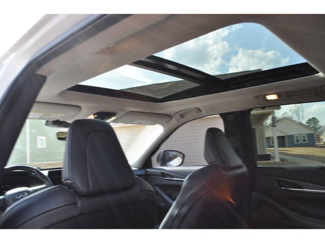 2023 INFINITI QX80 LUXE 4WD