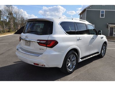 2023 INFINITI QX80 LUXE 4WD