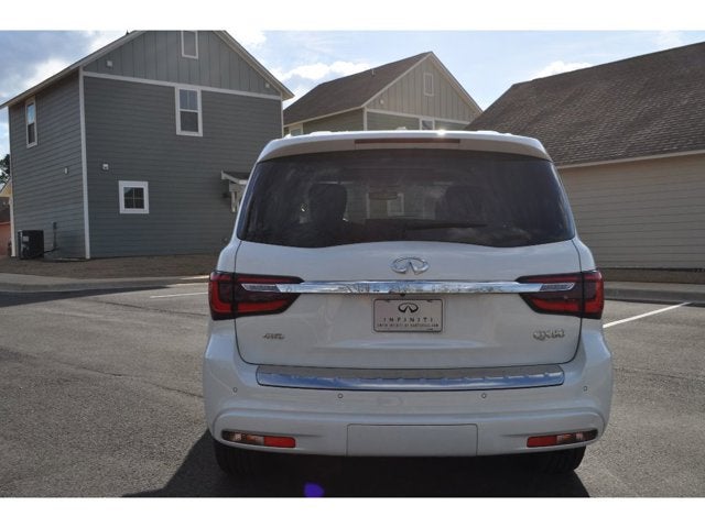 2023 INFINITI QX80 LUXE 4WD