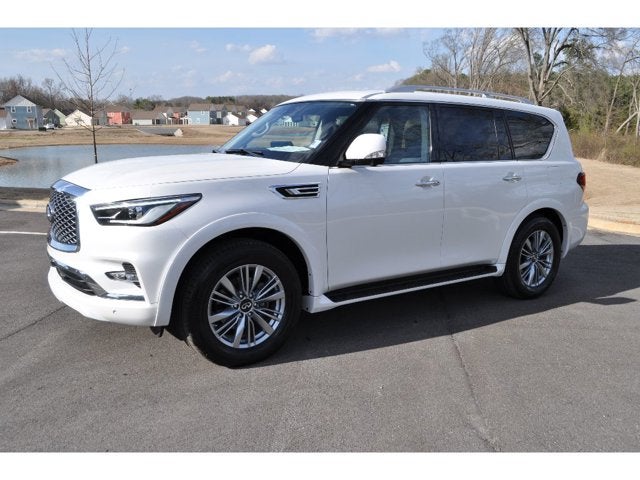 2023 INFINITI QX80 LUXE 4WD
