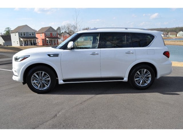 2023 INFINITI QX80 LUXE 4WD