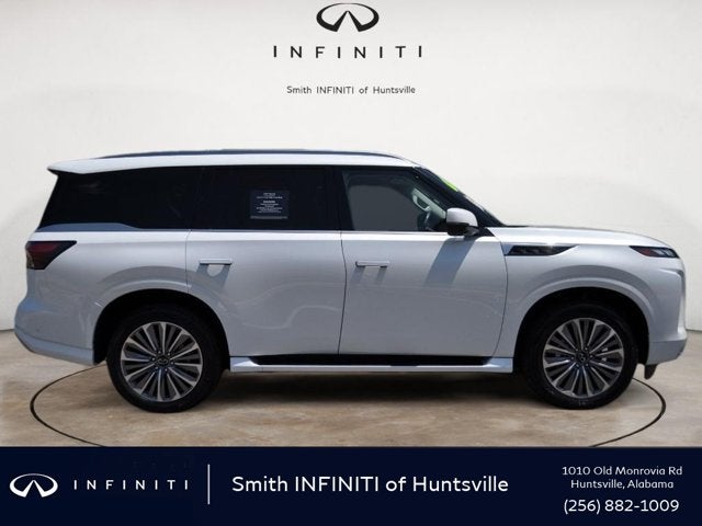 2027 INFINITI QX80 LUXE