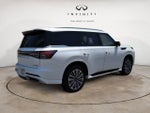 2027 INFINITI QX80 LUXE