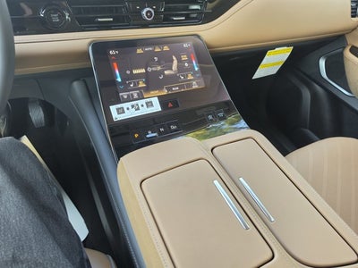 2027 INFINITI QX80 LUXE