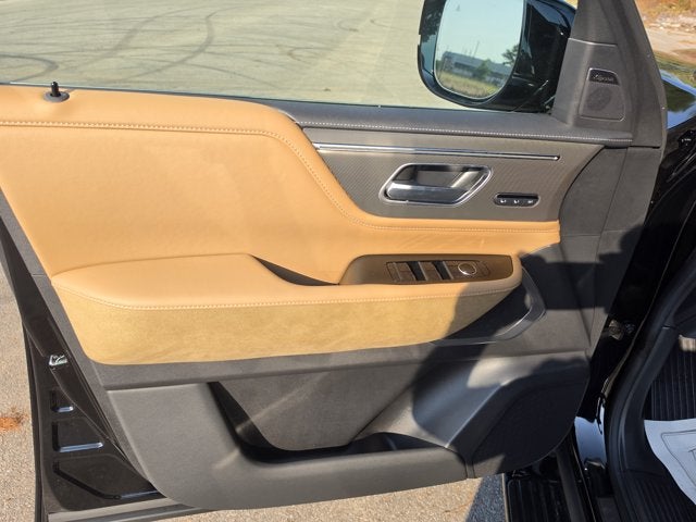 2027 INFINITI QX80 LUXE