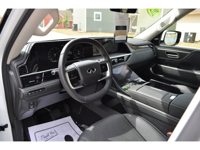 2026 INFINITI QX80 Luxe 4WD