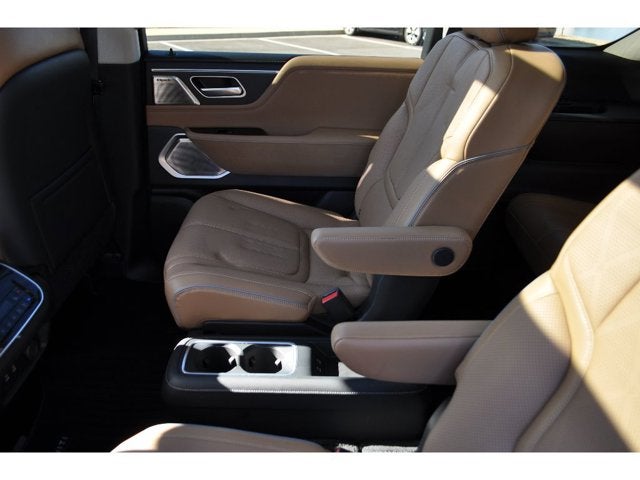 2025 INFINITI QX80 Sensory 4WD