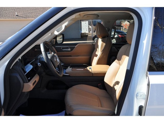 2025 INFINITI QX80 Sensory 4WD