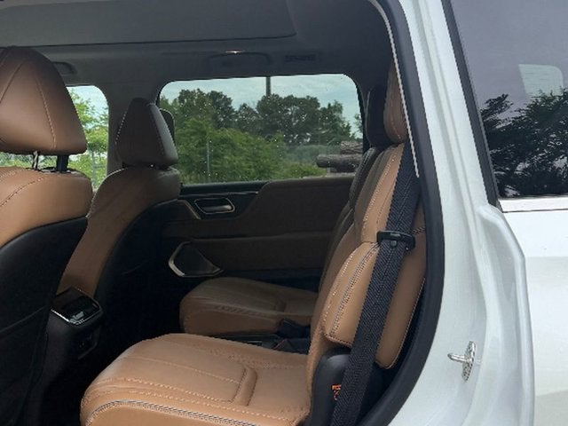 2025 INFINITI QX80 Sensory 4WD