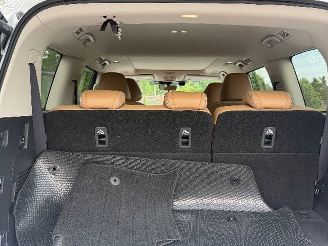 2025 INFINITI QX80 Sensory 4WD