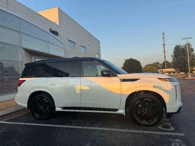 2027 INFINITI QX80 Sport 4WD