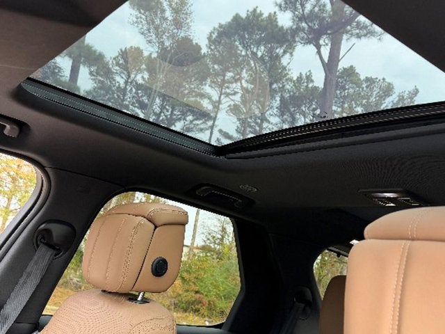 2025 Land Rover Discovery Dynamic SE