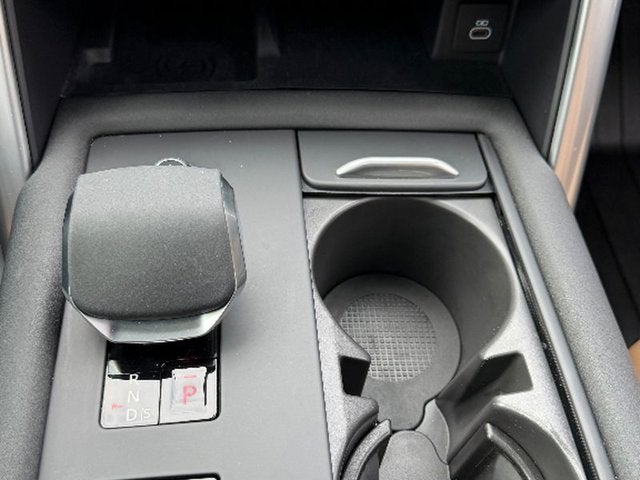 2025 Land Rover Discovery Dynamic SE