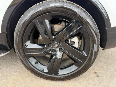 2025 Land Rover Discovery Dynamic SE