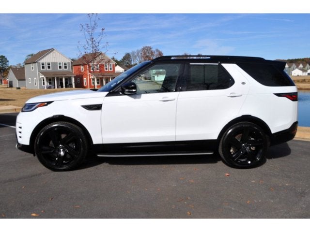 2025 Land Rover Discovery Dynamic SE