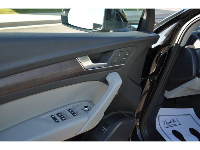 2024 Audi Q5 S line Premium