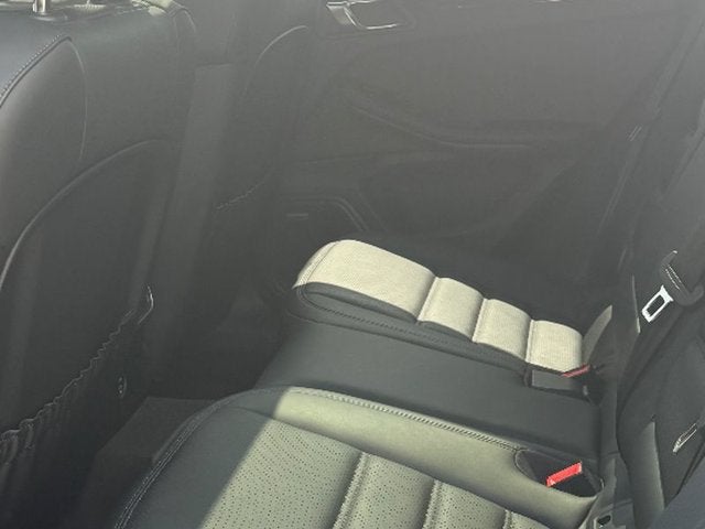 2025 Porsche Macan T