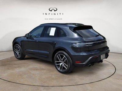 2025 Porsche Macan T