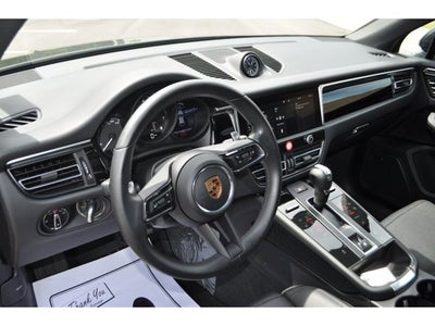 2023 Porsche Macan Base