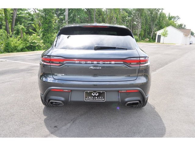 2023 Porsche Macan Base