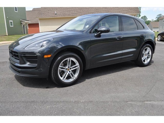 2023 Porsche Macan Base